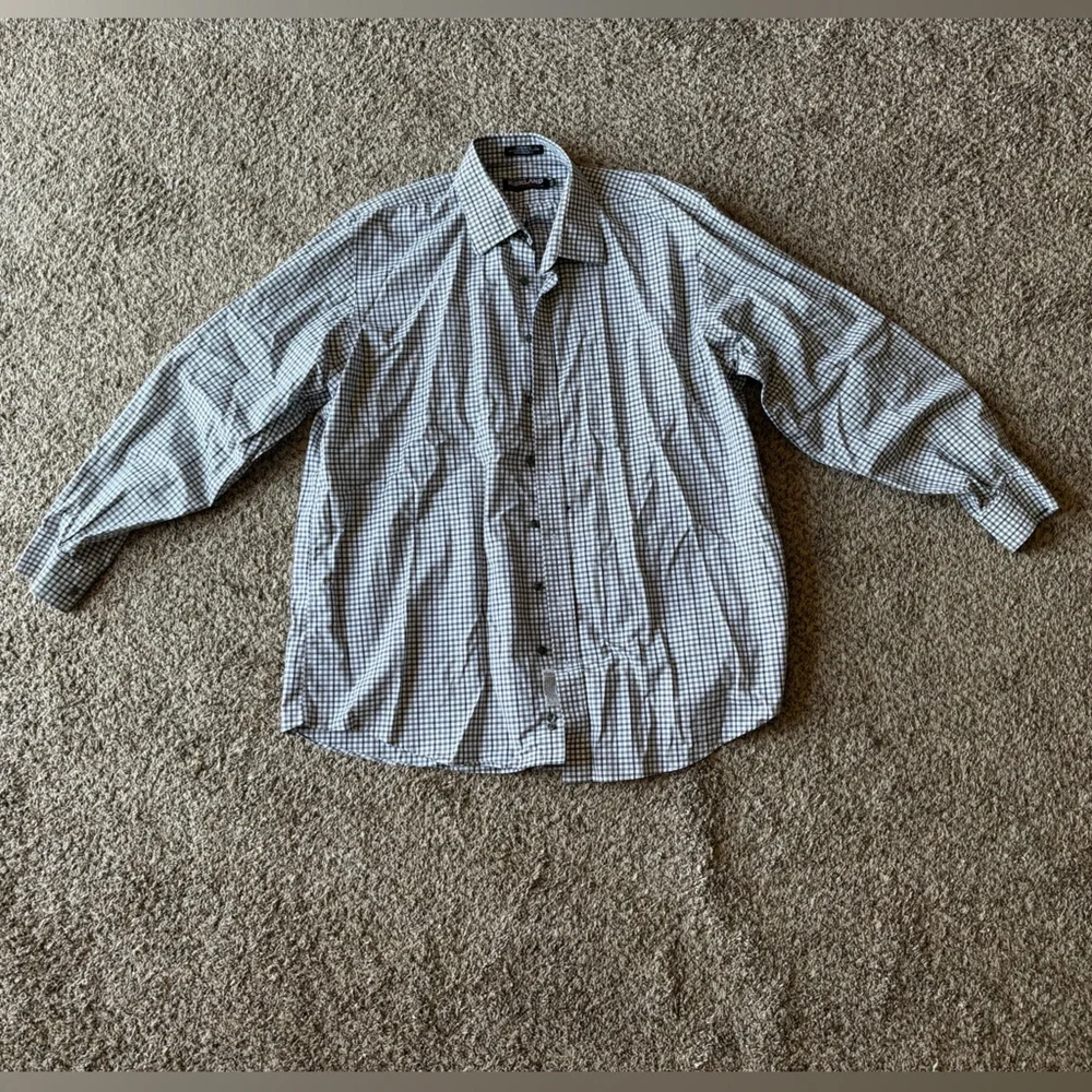 Kirkland Men’s Button Up Bundle - Picture 13 of 13